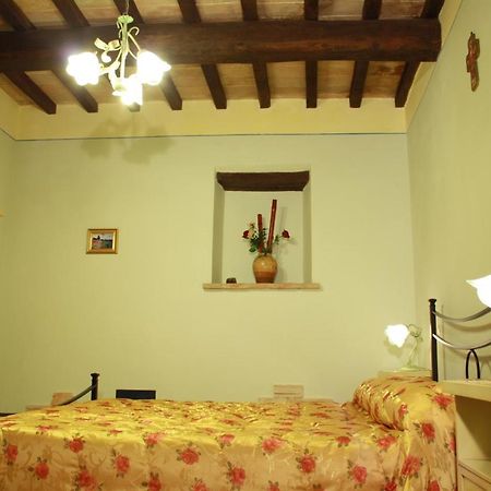 Agriturismo Il Girasole Montefalco Ngoại thất bức ảnh