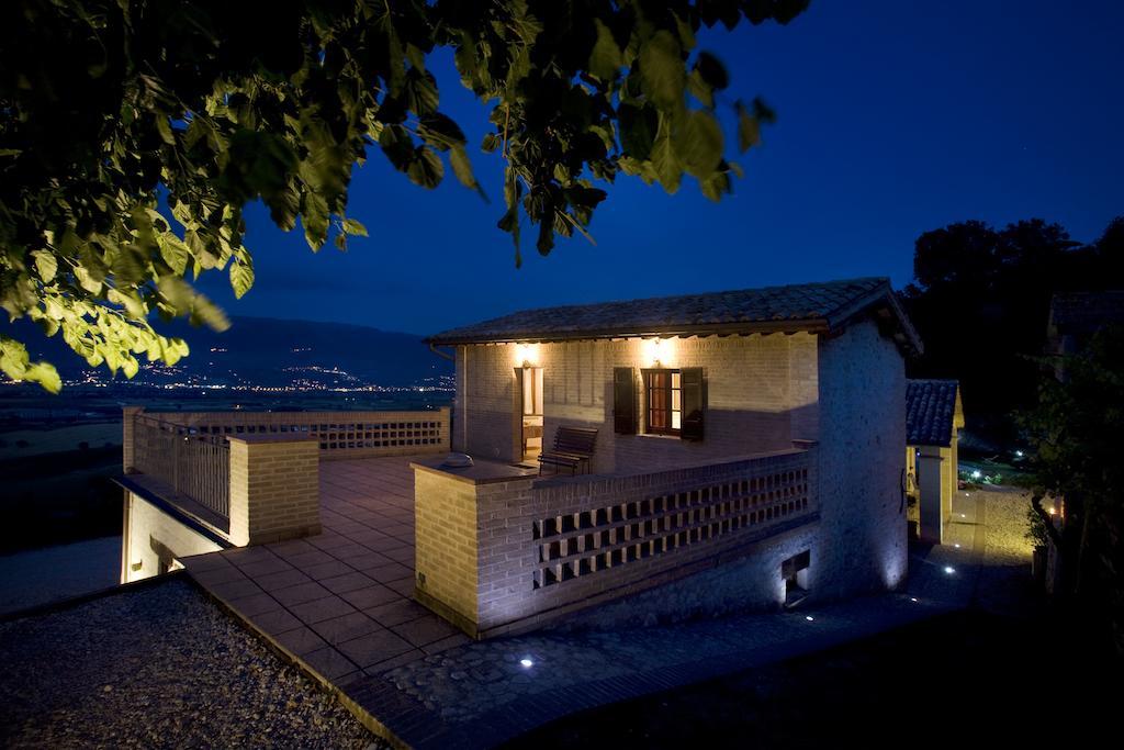 Agriturismo Il Girasole Montefalco Phòng bức ảnh